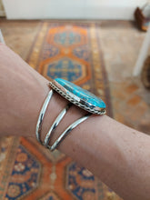 Load image into Gallery viewer, Vintage fixed bangle with turquoise in oxidized sterling silver (925)