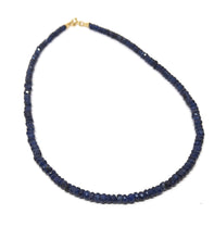 Indlæs billede til gallerivisning Halskæde ByKila i forløb med Blå safir (585)