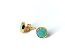 Load image into Gallery viewer, Earring 4 mm Lime green opal with smooth edge (925)