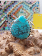 Load image into Gallery viewer, Vintage fixed bangle with turquoise in oxidized sterling silver (925)
