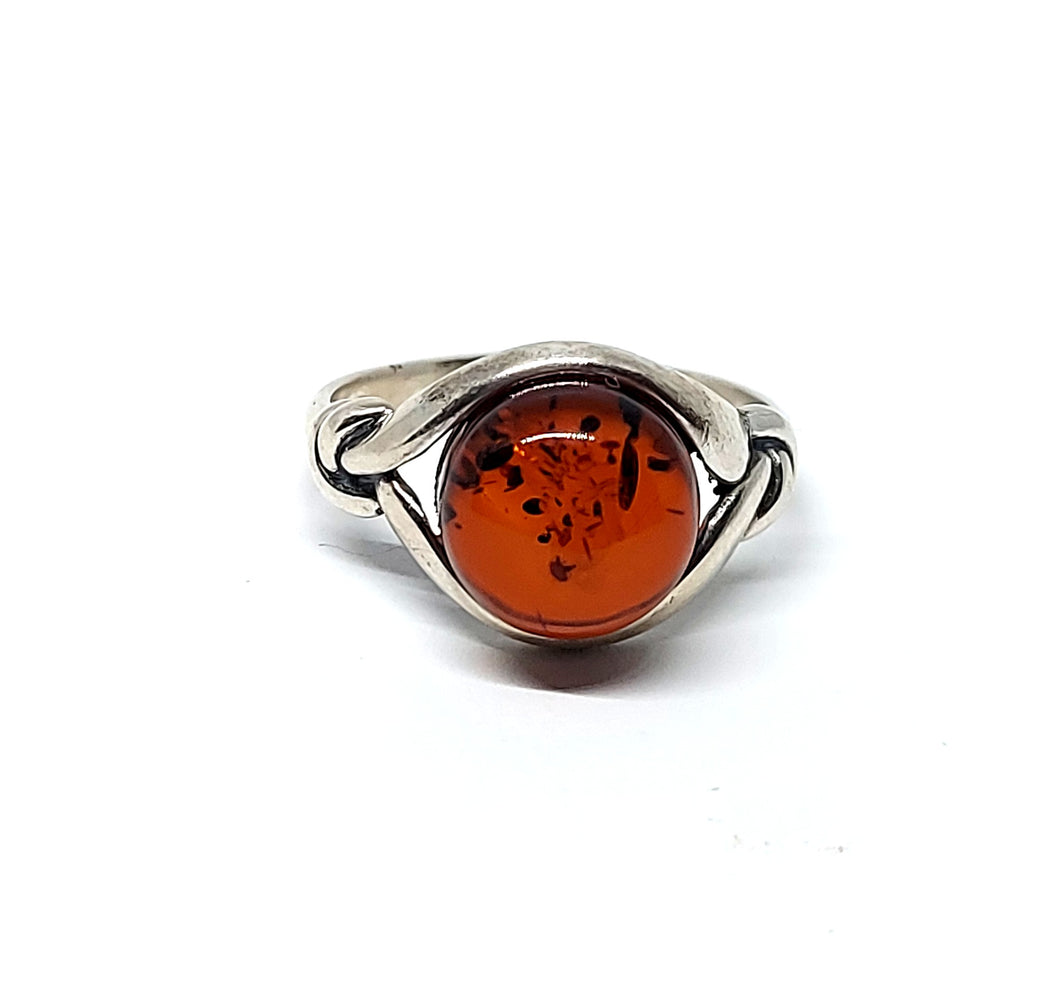 Ring with amber Celtic look in sterling silver (925)