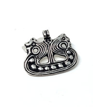 Load image into Gallery viewer, Pendant viking ship from Bornholm (925)
