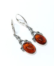 Load image into Gallery viewer, Amber hanging earrings with Celtic pattern (925)
