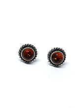 Load image into Gallery viewer, &lt;transcy&gt;Amber ear studs 10 mm with twisted edge (925)&lt;/transcy&gt;
