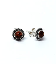 Load image into Gallery viewer, &lt;transcy&gt;Amber ear studs 10 mm with twisted edge (925)&lt;/transcy&gt;
