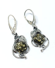 Load image into Gallery viewer, Amber hanging earrings with Celtic pattern (925)
