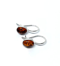 Load image into Gallery viewer, Amber hanging earrings with Celtic pattern (925)
