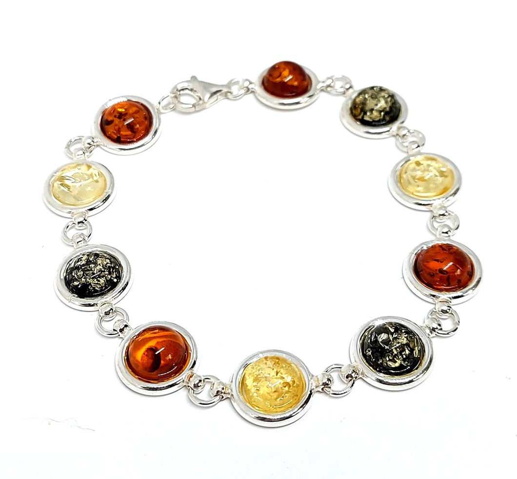 Bracelet with green amber and antique pattern (925)