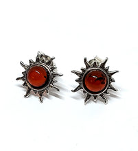 Load image into Gallery viewer, &lt;transcy&gt;Green Amber ear studs 10 mm with smooth edge (925)&lt;/transcy&gt;
