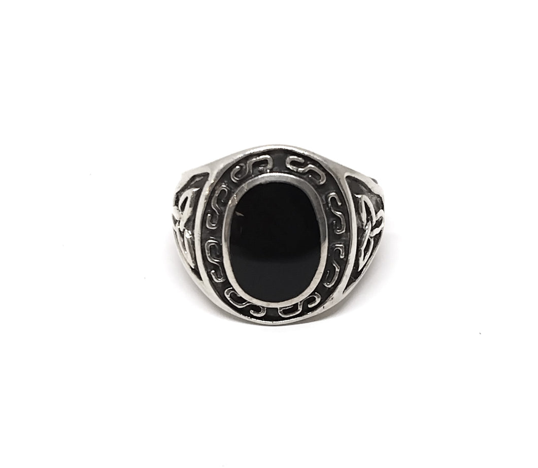 Ring med sort onyx i sterlingsølv (925)