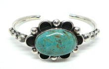 Load image into Gallery viewer, Fixed bangle with turquoise in oxidized sterling silver (925)
