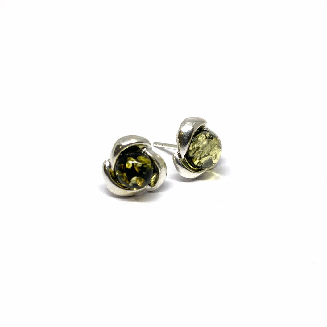 <transcy>Green Amber ear studs 10 mm with smooth edge (925)</transcy>