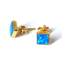 Indlæs billede til gallerivisning Ørestiks 7mm Royal Blue opal med glat kant (925)
