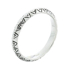 Load image into Gallery viewer, Ring Triangular impression in sterling silver (925)
