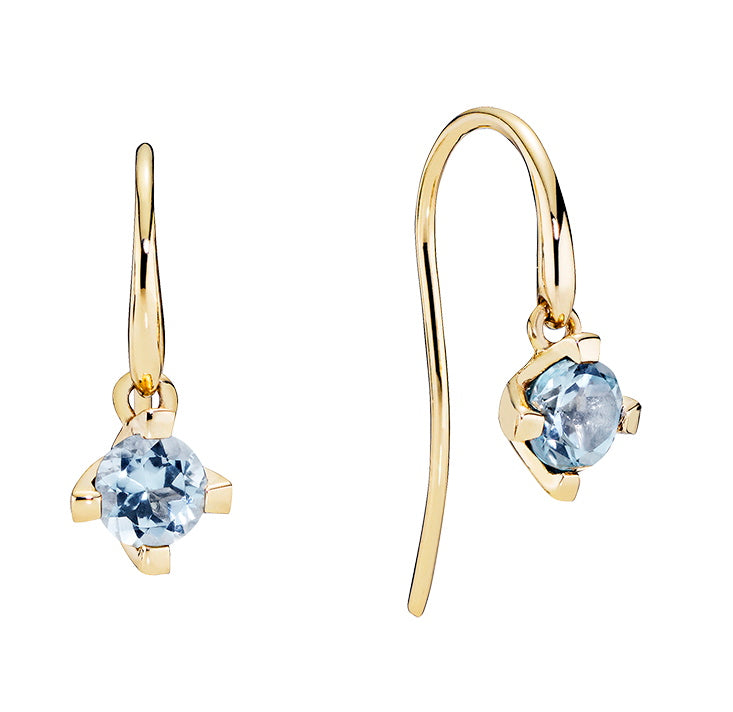 Lund Cph, Earrings in 8 kt. gold with blue topaz, 5mm (333)