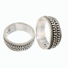 Load image into Gallery viewer, Ring with dot pattern in sterling silver (925)
