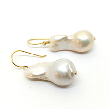 Load image into Gallery viewer, ByKila, Earrings with large Baroque pearls in FG (925)
