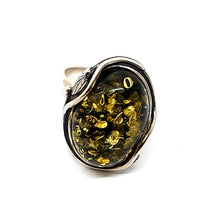 Load image into Gallery viewer, Ring with green amber 18x13.5 mm with 2 small silver leaves (925)
