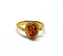 Load image into Gallery viewer, Ring with amber and twisted edge in FG sterling silver (925)
