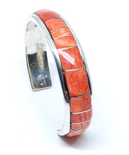 Load image into Gallery viewer, Fixed bangle with inlay orange Spiny Oyster in sterling silver (925)
