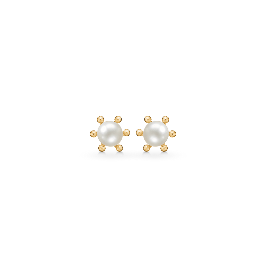 Stud earrings with 4 mm pearl in 8 kt gold (333)