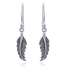 Load image into Gallery viewer, Earrings with feathers (925)
