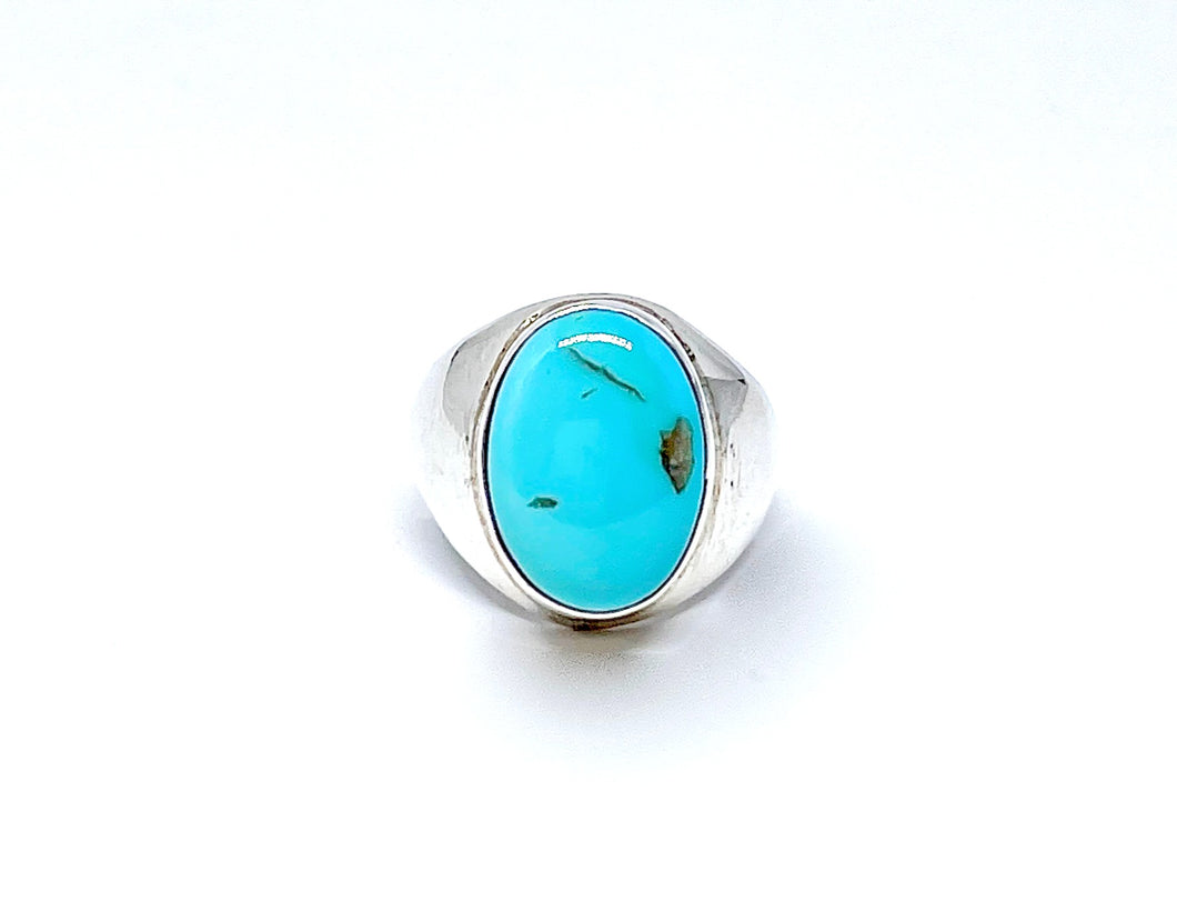 Classic ring with oval turquoise 13x18mm in sterling silver (925)